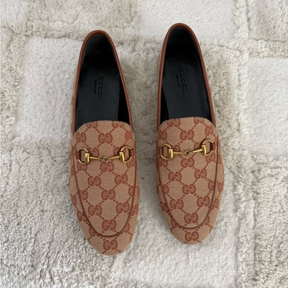 Gucci Brown GG loafer with gold horsebit buckle